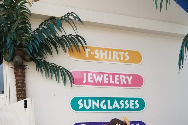 St Thomas Shore Excursion: Shopping, Sightseeing & Magen's Bay Beach Tour photo 6