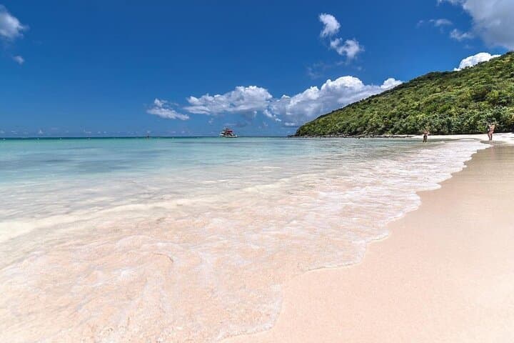 Culebra Flamenco Beach Full-Day Snorkel Tour with Lunch from Fajardo photo 2