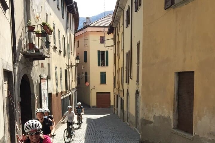 Ride Above Bellagio: 35km E‑Bike & Road Tour to the Madonna del Ghisallo photo 4