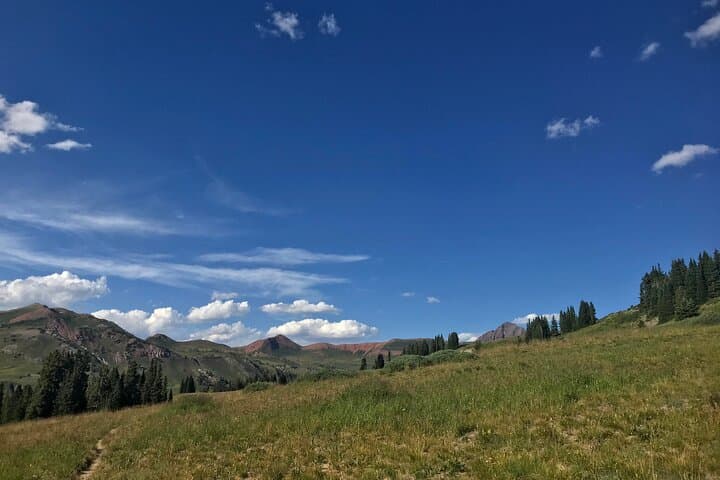 Private Eagle County Regional (EGE) and Vail-to-Aspen Airport Transfer — Door-to-Door Service