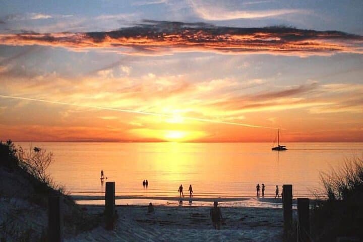 Adelaide Twilight Cruise from Glenelg: Sunset Catamaran with One Beverage photo 4