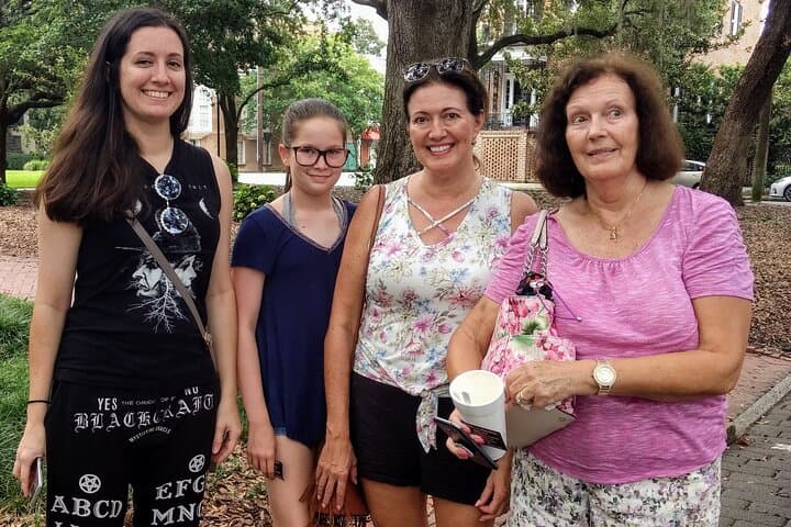Spooky Savannah Haunted History Tour: Colonial Park Cemetery Ghost Walk photo 5