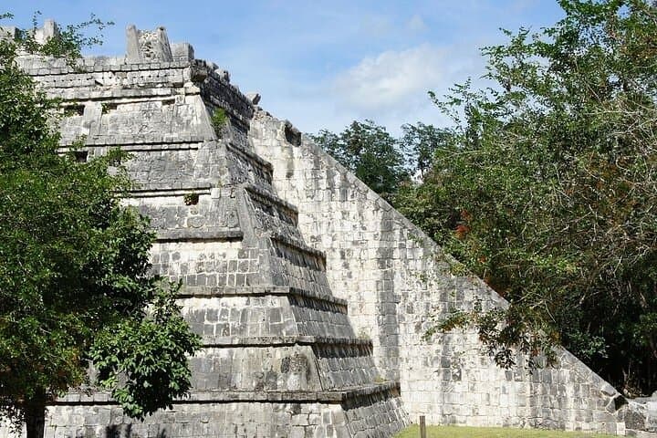 Full-Day Private Tour to Chichén Itzá, Cobá, Ik Kil Cenote & Tulum from Cancún photo 3
