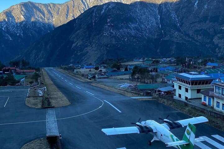 Everest Base Camp Helicopter Tour: Kathmandu to Everest View Hotel in a Day photo 2