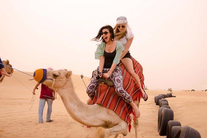 Morning Dubai Red Dunes: Private 4x4 Safari, Falcon Photos & Camel Ride photo 3
