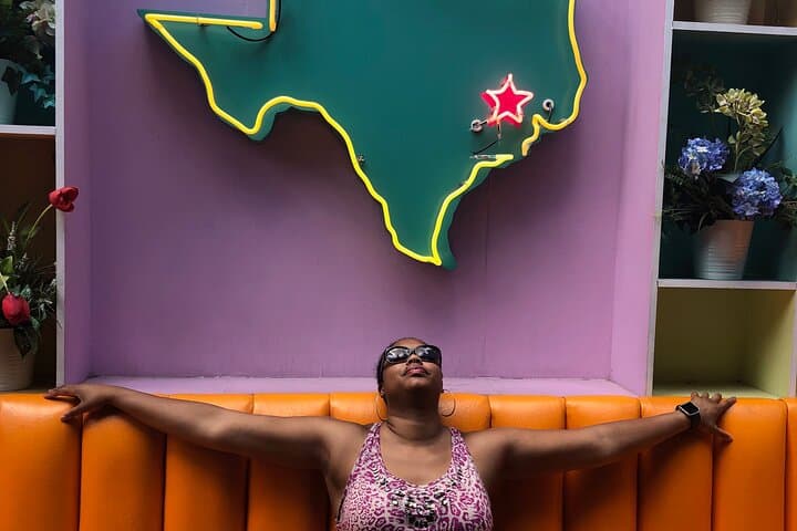 Houston Hustle Scavenger Hunt: Interactive Urban Quest Through Houston