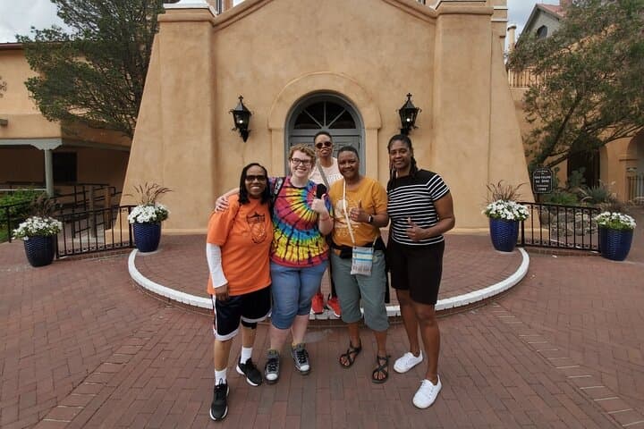 Quirky Burque Scavenger Hunt: An Interactive Urban Quest Through Albuquerque