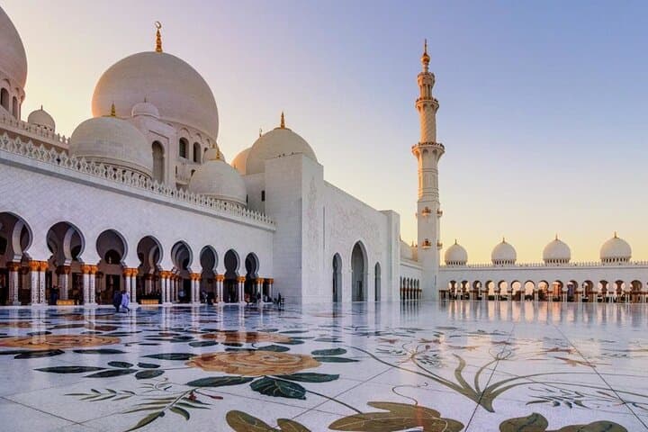 Full-Day Abu Dhabi City Tour: Sheikh Zayed Mosque, Corniche & Cultural Sights photo 2
