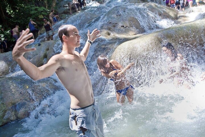 Dunn's River Falls and Luminous Lagoon: Montego Bay Guided Day Tour photo 5