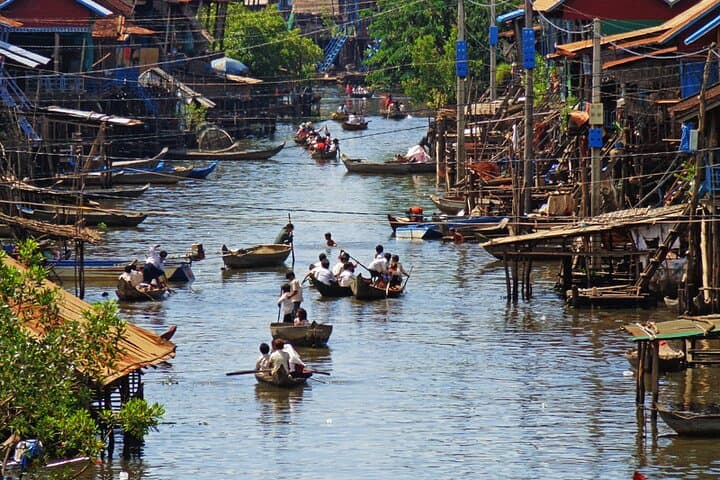 Kompong Khleang Floating Village Cruise from Siem Reap: Stilt Houses, Markets & Tonle Sap Wildlife