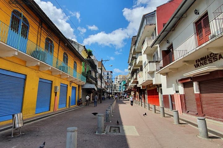 San Felipe Market & Santa Ana Walking Tour — Authentic Casco Viejo Flavors and History photo 4