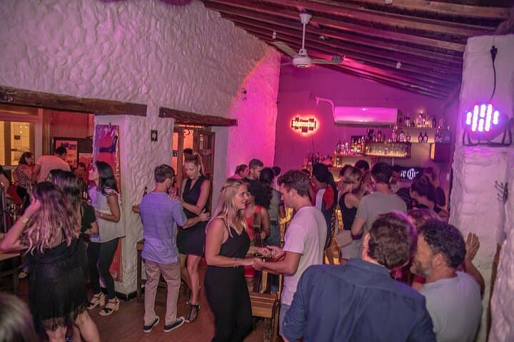 Learn Salsa in Cartagena: Group Class in Getsemaní photo 6