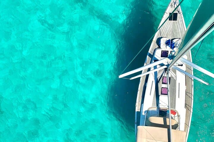 Full Day Sailing Adventure in the Virgin Islands with Max Charters photo 4