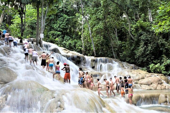 Green Grotto Caves and Dunn's River Falls Guided Tour — Day Trip from Ocho Rios photo 6