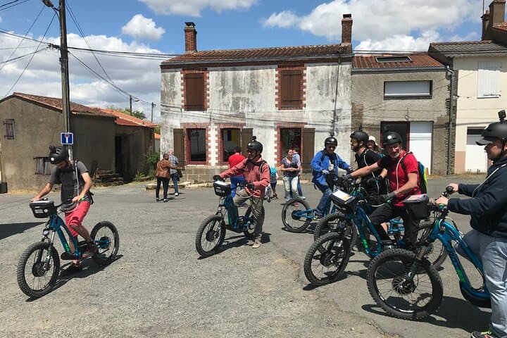 Carnac Off-Road Electric Scooter Tour — 2.5‑Hour GPS‑Guided Beaches & Megaliths photo 4
