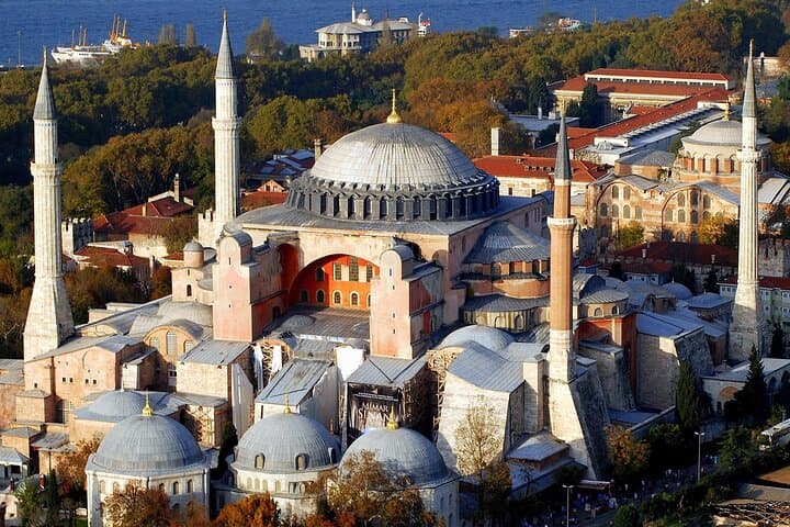 6-Day Istanbul and Cappadocia: Cave Hotels, Fairy Chimneys & Optional Balloon Ride