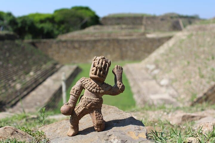Full-Day Monte Albán and Artisan Towns Tour from Oaxaca: Ruins, Alebrijes & Black Pottery photo 3