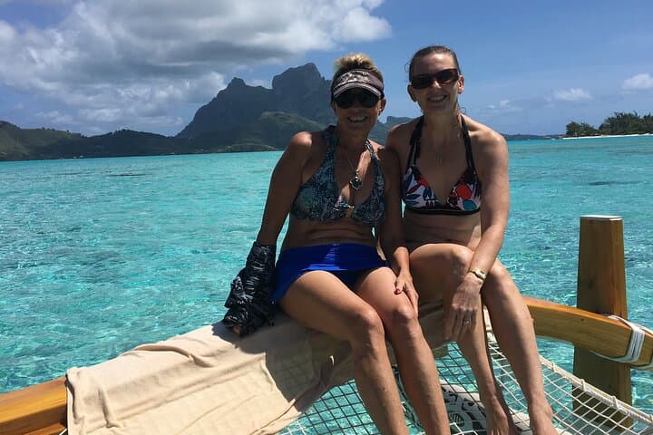Bora Bora Private Half-Day Lagoon Tour — Swim with Rays, Sharks & Coral Gardens photo 3