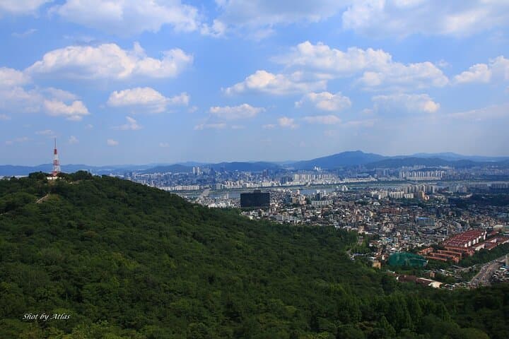N Seoul Tower and Han River Private Tour — Seoul City Views & Sunset Drive photo 6