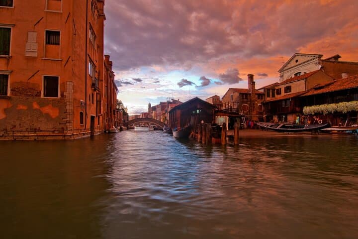 Inside Venice's Squeri: Walk the Traditional Shipyards and Lagoon Boats photo 4