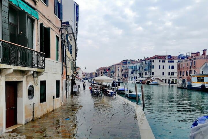 Venice Kickstart: Private 2‑Hour Intro to the Lagoon, Tides & City photo 4