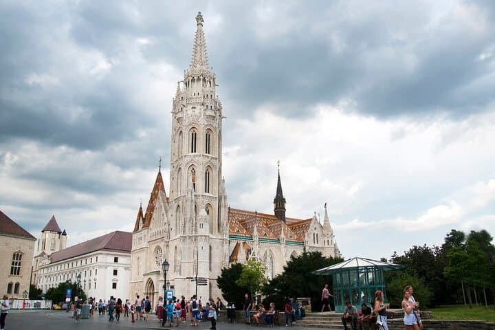 Budapest Full-Day Private Sightseeing: Walking and Car Tour of Buda & Pest photo 4