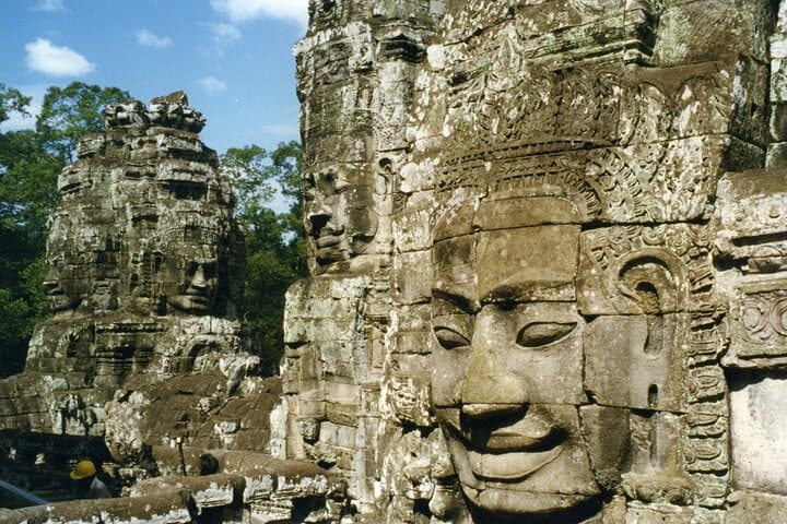 Sunrise at Angkor Wat: Small-Group Dawn Tour from Siem Reap photo 3