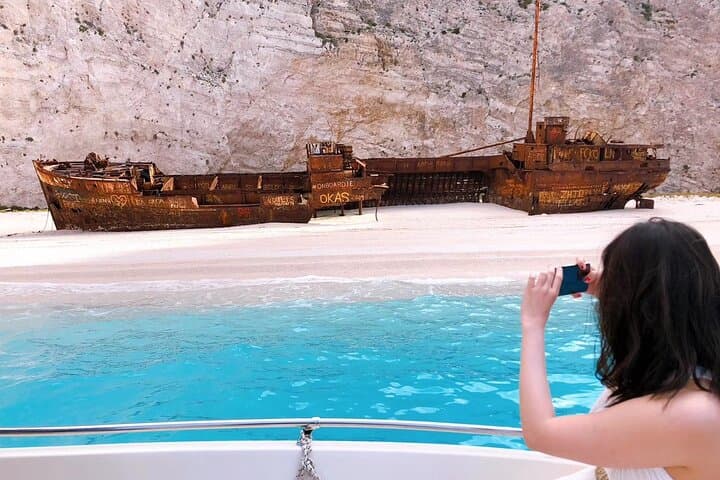 Zakynthos Speedboat Rentals: Self-Drive or Skippered Boat Hire from Tsilivi photo 2