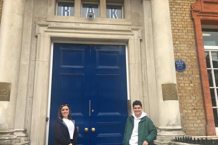 Private London Beatles Taxi Tour: Abbey Road, Studios & Swinging Sixties Sites photo 3