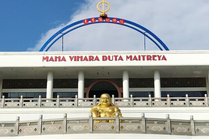 Batam day trip from Singapore: ferry, temples, Barelang Bridge & 2-hour massage photo 5