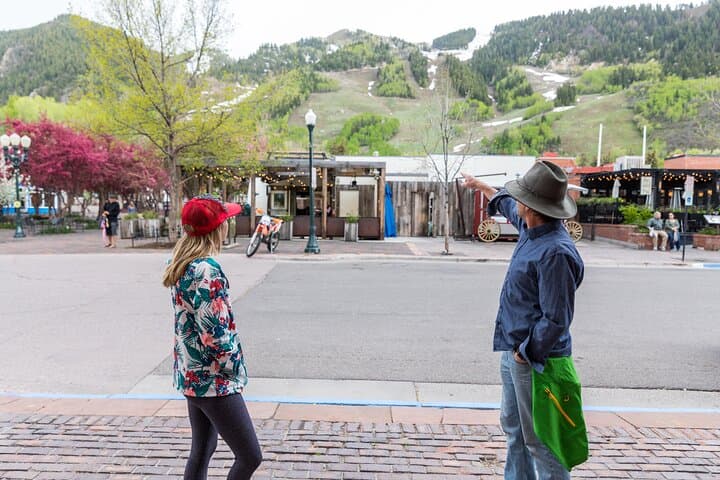 Highlights of Aspen: A 1-Hour Cultural & Scenic Walking Tour photo 2
