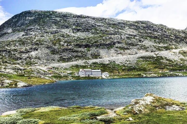 Geiranger Dalsnibba Skywalk & Eagle Bend Scenic Bus Tour photo 4