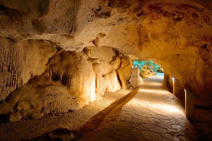 Green Grotto Caves and Dunn's River Falls Guided Tour — Day Trip from Ocho Rios