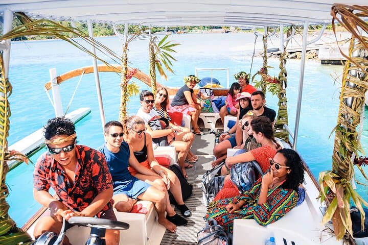 Full-Day Bora Bora Lagoon Cruise: Snorkel with Sharks & Stingrays photo 6