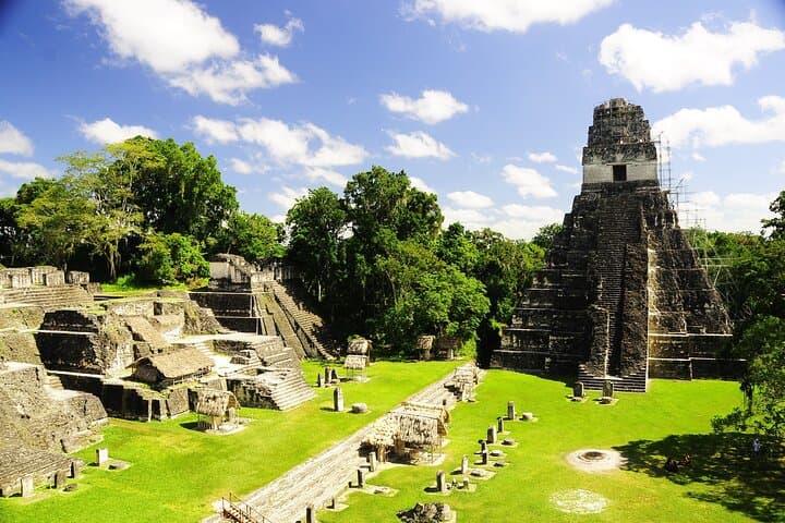 Tikal Day Trip and Petén Canopy Zipline from Guatemala City photo 3