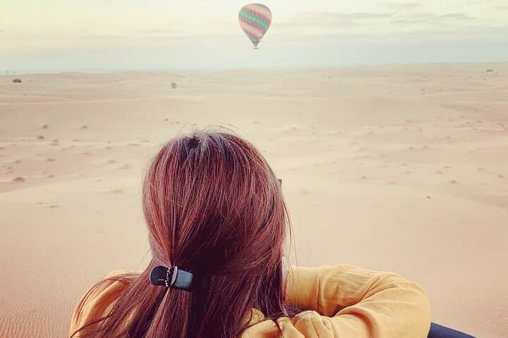 Dubai Desert Hot Air Balloon Sunrise: Falcon Show, Flight Certificate & Arabian Breakfast photo 2