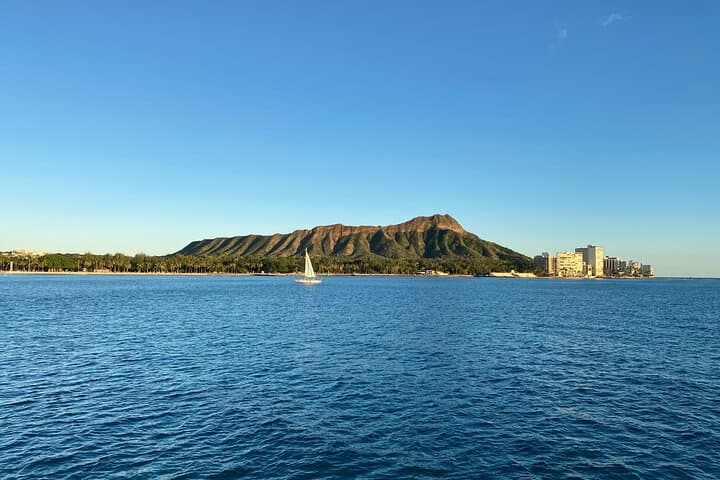Private Sunset Catamaran Cruise in Waikiki — Turtles, Dolphins & Diamond Head Views photo 5