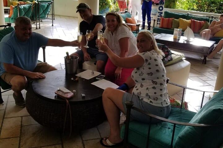 St Lucia SLU Airport Round-Trip Transfer to Castries Hotels photo 4