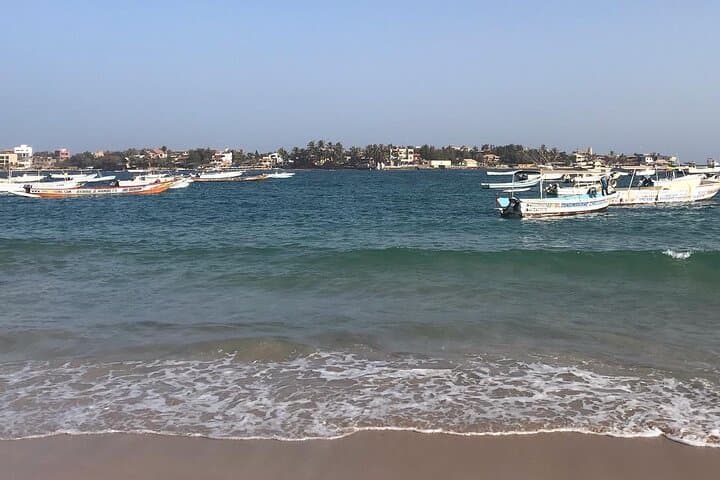 Mamelles Lighthouse and Ngor Island Walking Tour — Dakar Views, Surf & Art photo 4