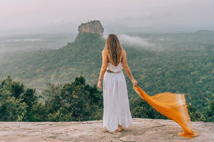 Glamour of Sri Lanka: 11-Day Cultural, Coastal & Hill Country Journey