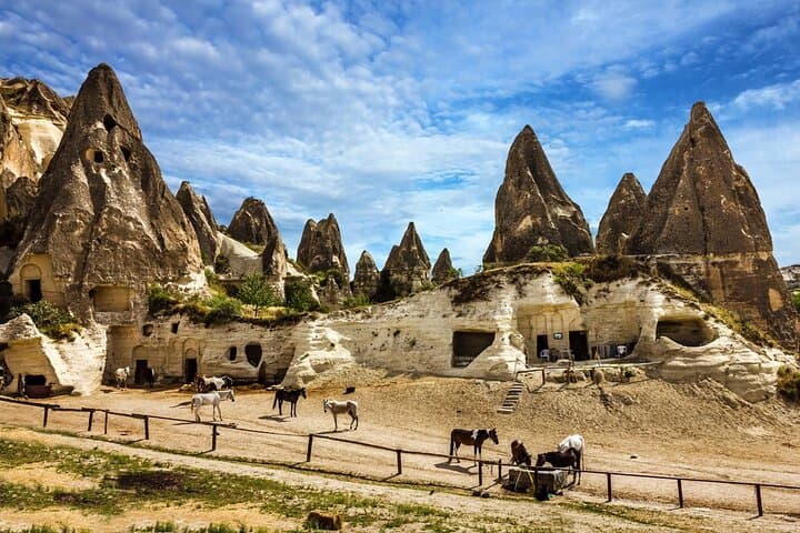 4-Day Cappadocia and Göbekli Tepe Private Tour from Istanbul — Balloons, Underground Cities & Ancient Temples photo 6