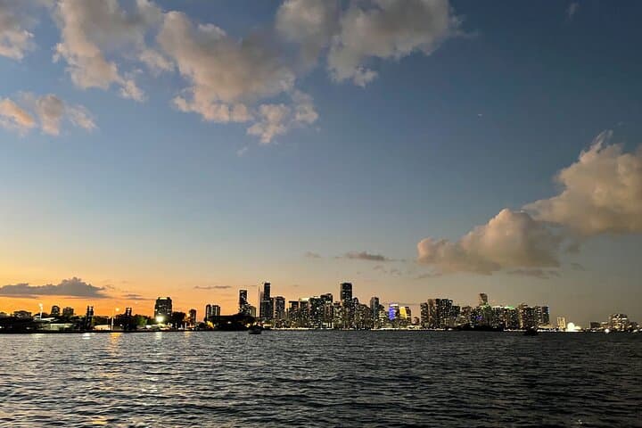 Fort Lauderdale Moon-Watch: Private Night Cruise with Prosecco photo 4
