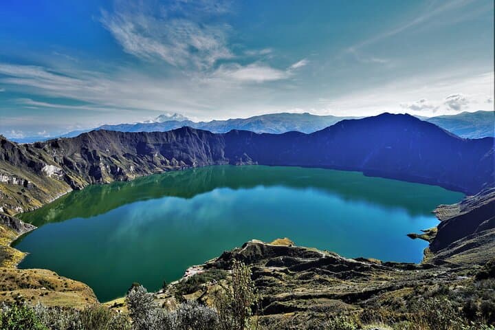 Quilotoa Enchanted Crater: Hike the Turquoise Laguna from Quito photo 2