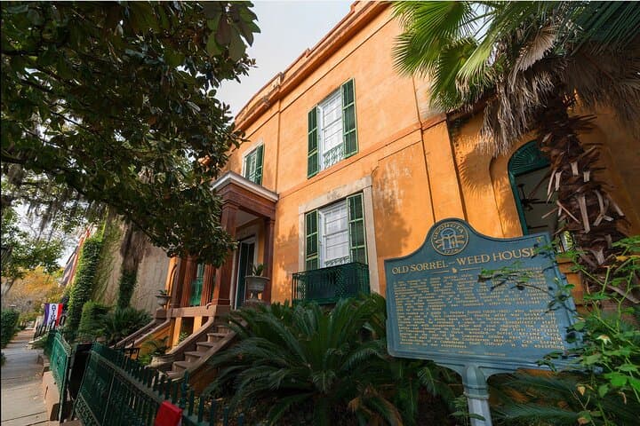 Experience Savannah’s Holiday Magic: Festive Nights and Historic Sights Trolley Tour photo 6
