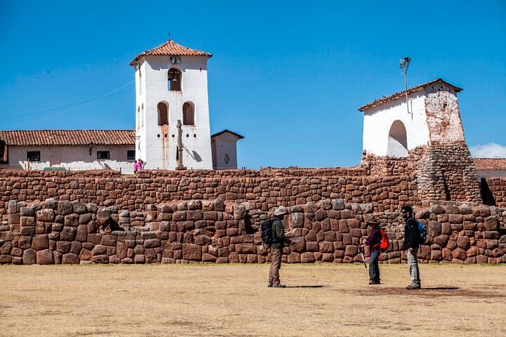 Sacred Valley Full-Day: Chinchero, Yucay Living Museum & Ollantaytambo Fortress photo 4