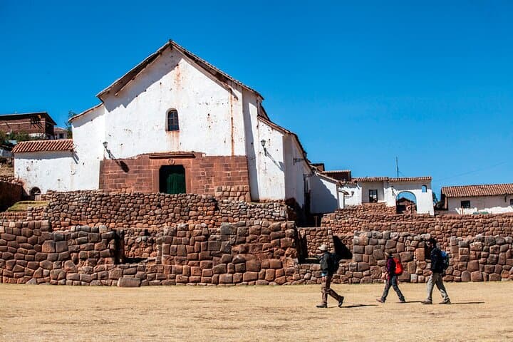 Sacred Valley Full-Day: Chinchero, Yucay Living Museum & Ollantaytambo Fortress photo 5