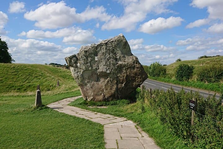 Stonehenge & Avebury in One Day: Full-Day Salisbury Megaliths Tour photo 4