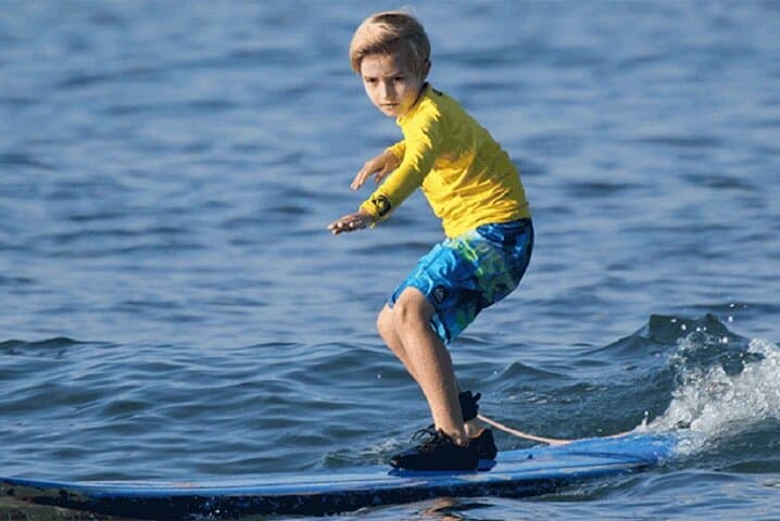 Beginner Surf Lesson in Lahaina: Learn to Stand Up on Maui’s Gentle Waves photo 6