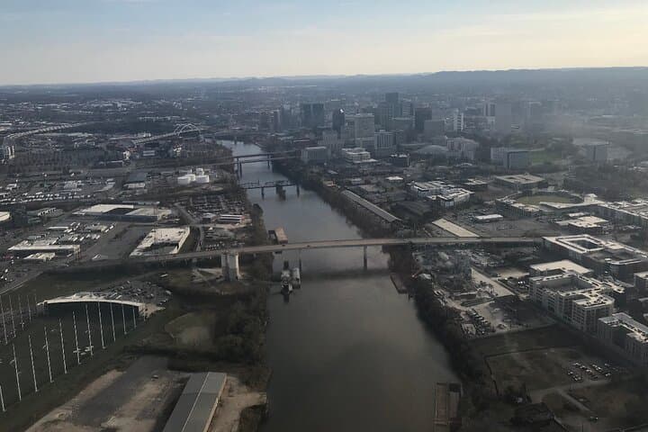 Short Helicopter Tour Over Downtown Nashville — Music City Skyline Flight photo 3