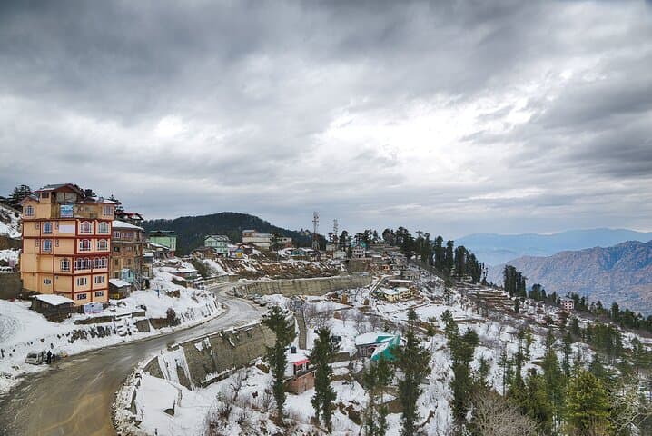 Shimla & Kufri Private Day Tour: Jakhu Temple, Viceregal Lodge & Himalayan Views photo 4